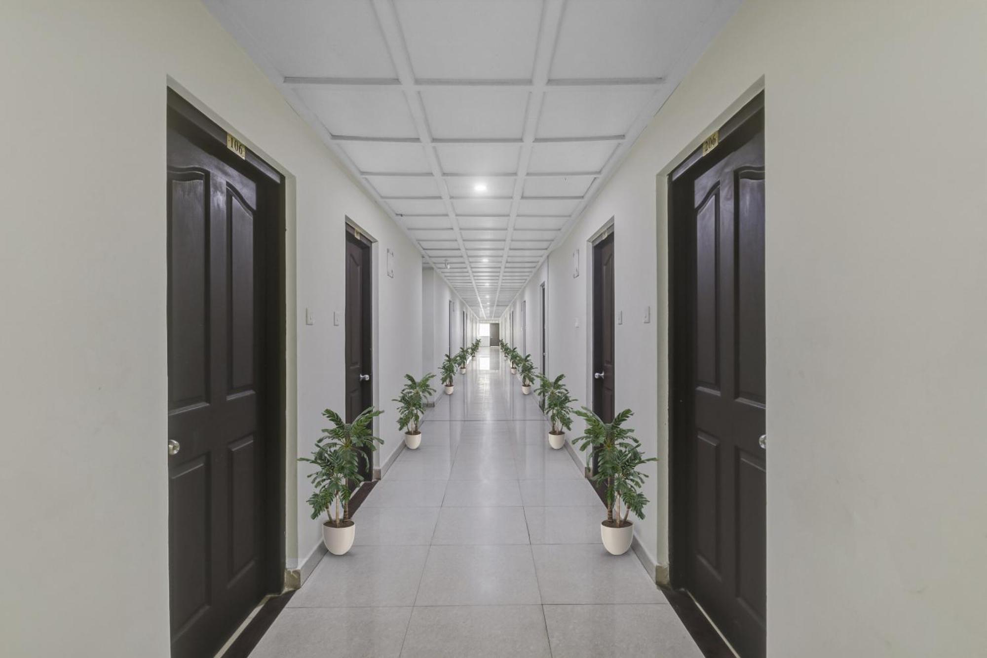 Hotel O Kalapurackal Residency テッカディ エクステリア 写真