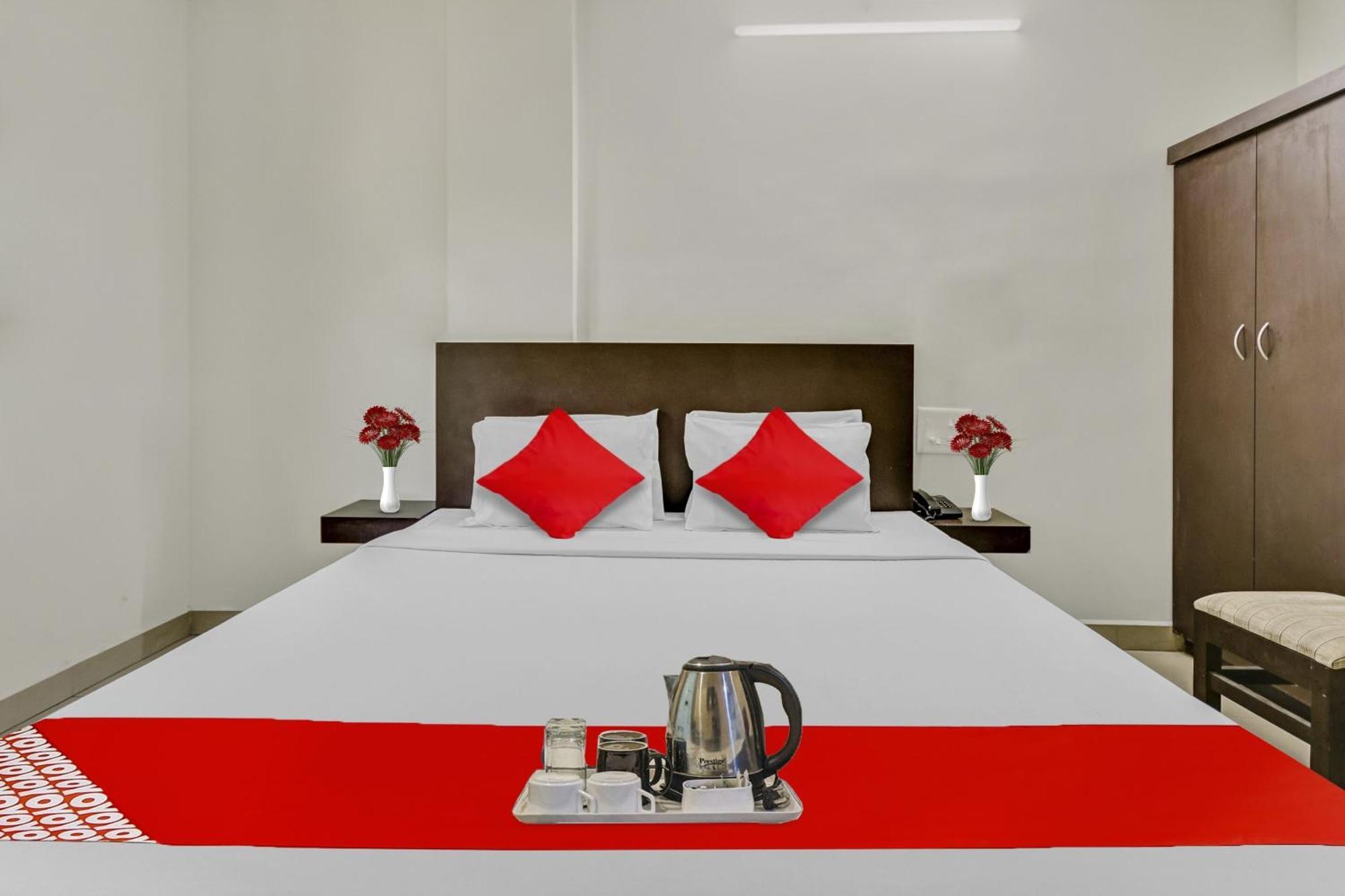 Hotel O Kalapurackal Residency テッカディ エクステリア 写真