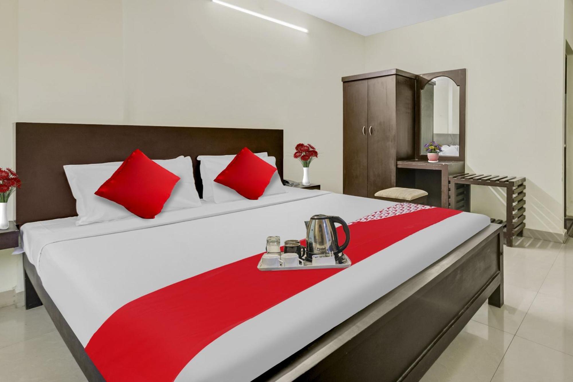 Hotel O Kalapurackal Residency テッカディ エクステリア 写真